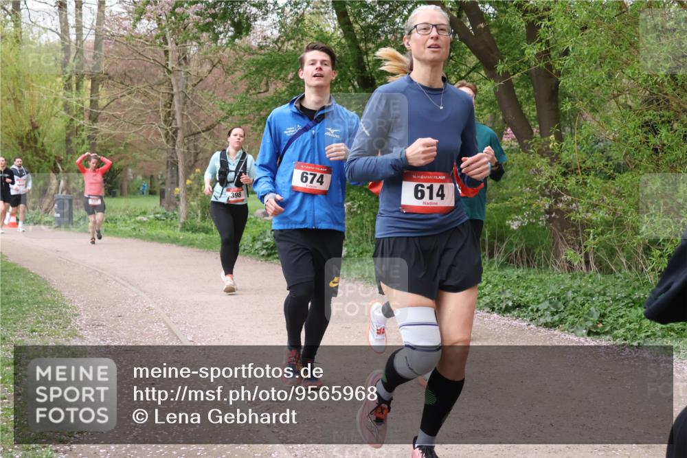 19.04.2026 - Hammer Lauf Lena Gebhardt http://msf.ph/oto/9565968 19.04.2026 11:06:15 Laufen 398, 537, 674, 16, 614 meine-sportfotos.de