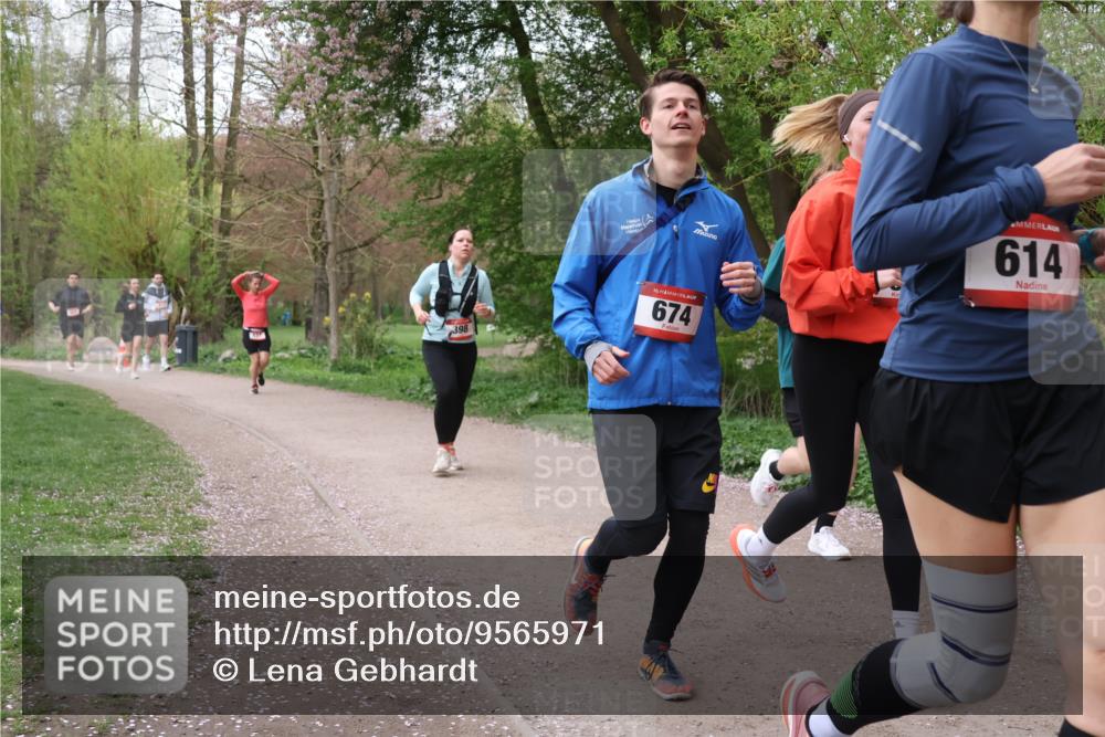 19.04.2026 - Hammer Lauf Lena Gebhardt http://msf.ph/oto/9565971 19.04.2026 11:06:15 Laufen 398, 614, 16, 674 meine-sportfotos.de