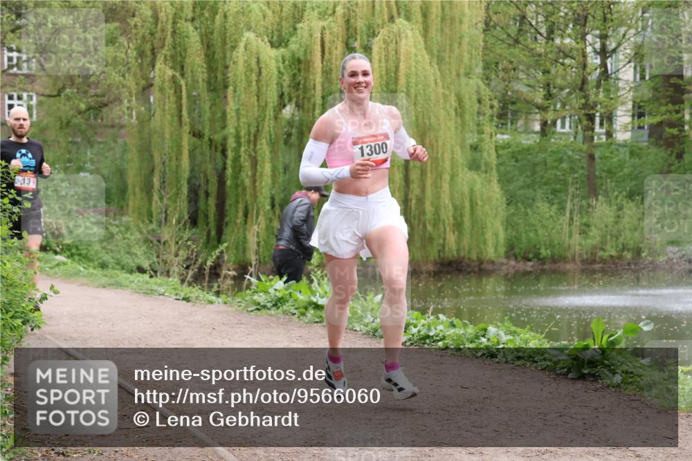 19.04.2026 - Hammer Lauf Lena Gebhardt http://msf.ph/oto/9566060 19.04.2026 11:24:58 Laufen 13, 16, 1300 meine-sportfotos.de
