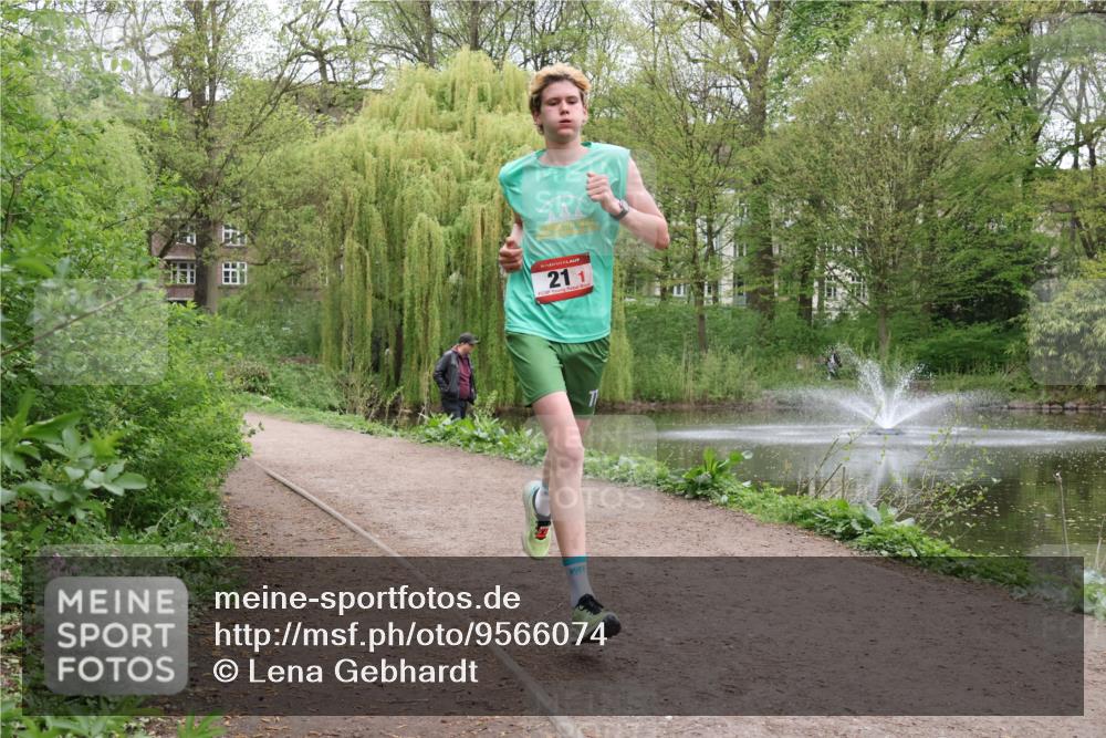 19.04.2026 - Hammer Lauf Lena Gebhardt http://msf.ph/oto/9566074 19.04.2026 11:25:31 Laufen 16, 211 meine-sportfotos.de
