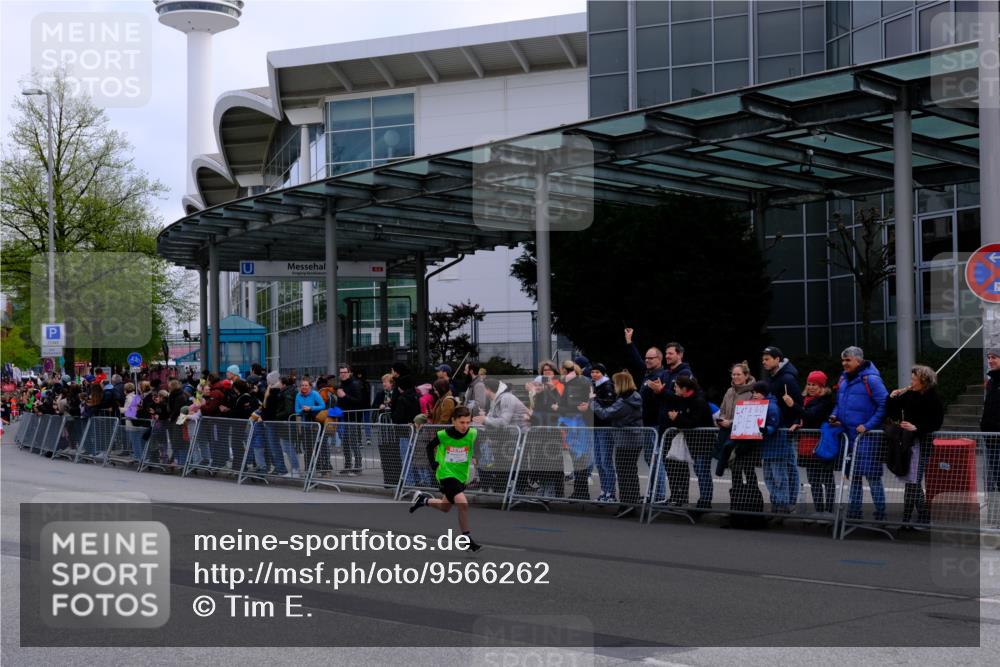 25.04.2026 - Das Zehntel Tim E. http://msf.ph/oto/9566262 25.04.2026 08:30:39 Ziel  meine-sportfotos.de