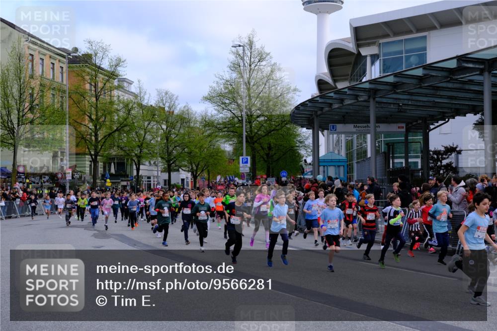 25.04.2026 - Das Zehntel Tim E. http://msf.ph/oto/9566281 25.04.2026 08:30:53 Ziel  meine-sportfotos.de