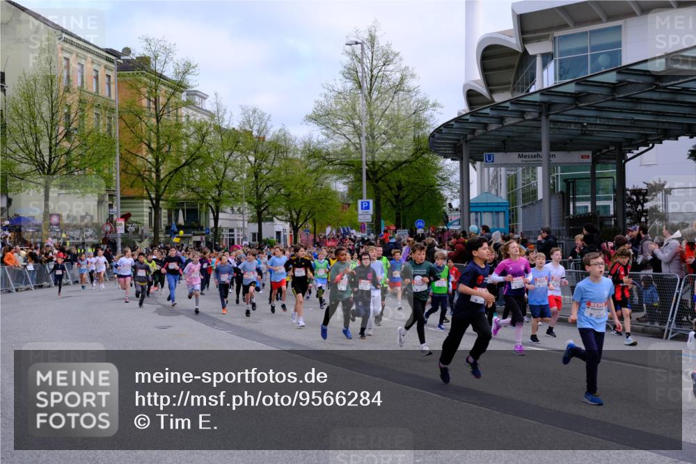 25.04.2026 - Das Zehntel Tim E. http://msf.ph/oto/9566284 25.04.2026 08:30:54 Ziel  meine-sportfotos.de