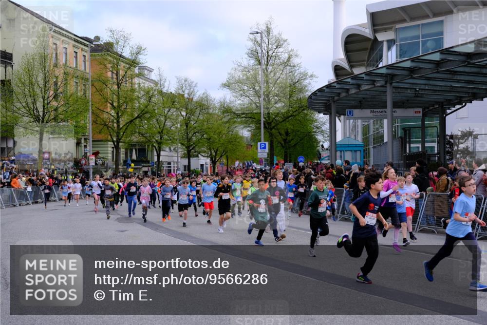 25.04.2026 - Das Zehntel Tim E. http://msf.ph/oto/9566286 25.04.2026 08:30:54 Ziel  meine-sportfotos.de