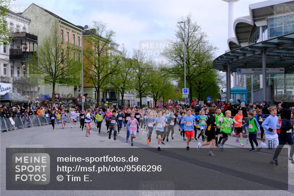 25.04.2026 - Das Zehntel Tim E. http://msf.ph/oto/9566296 25.04.2026 08:30:56 Ziel  meine-sportfotos.de