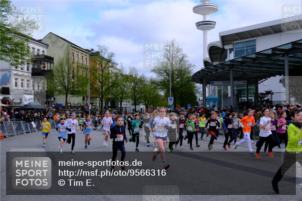 25.04.2026 - Das Zehntel Tim E. http://msf.ph/oto/9566316 25.04.2026 08:31:01 Ziel  meine-sportfotos.de