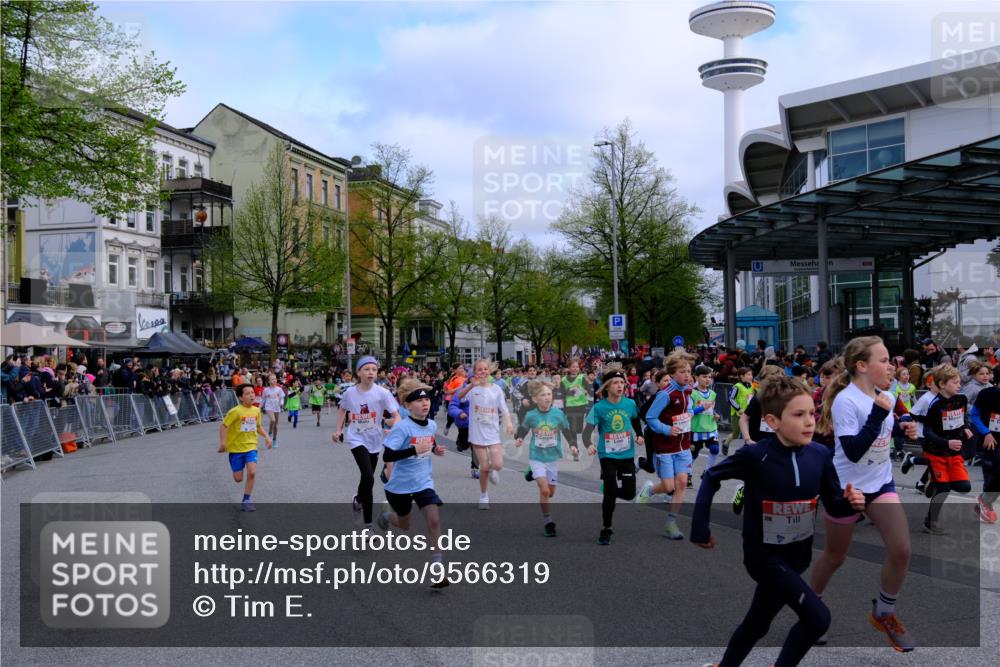 25.04.2026 - Das Zehntel Tim E. http://msf.ph/oto/9566319 25.04.2026 08:31:02 Ziel  meine-sportfotos.de