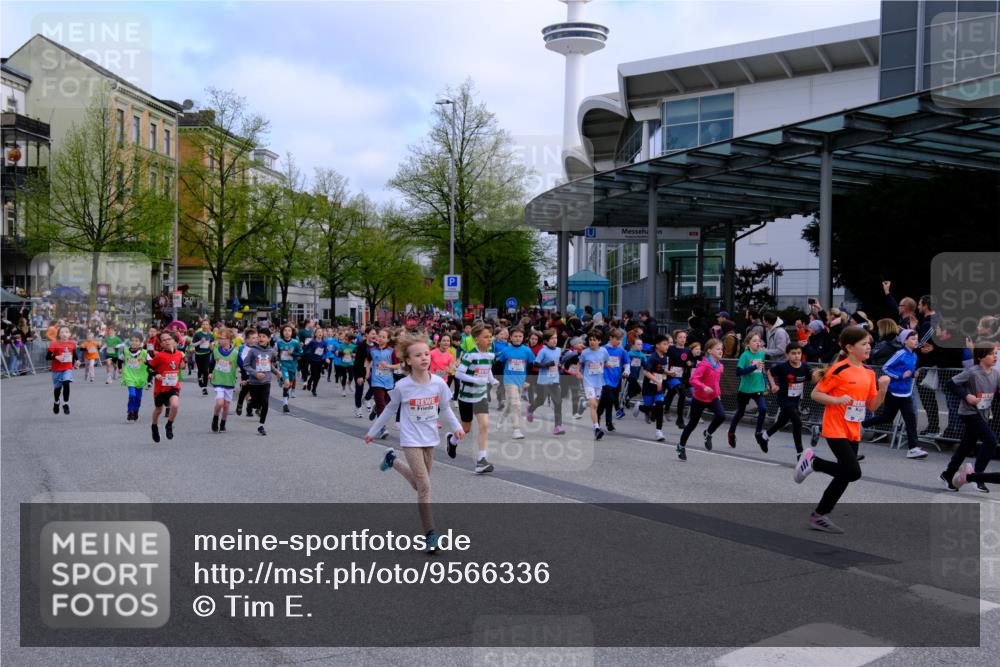 25.04.2026 - Das Zehntel Tim E. http://msf.ph/oto/9566336 25.04.2026 08:31:06 Ziel  meine-sportfotos.de