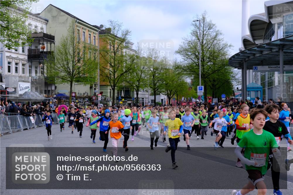 25.04.2026 - Das Zehntel Tim E. http://msf.ph/oto/9566363 25.04.2026 08:31:12 Ziel  meine-sportfotos.de