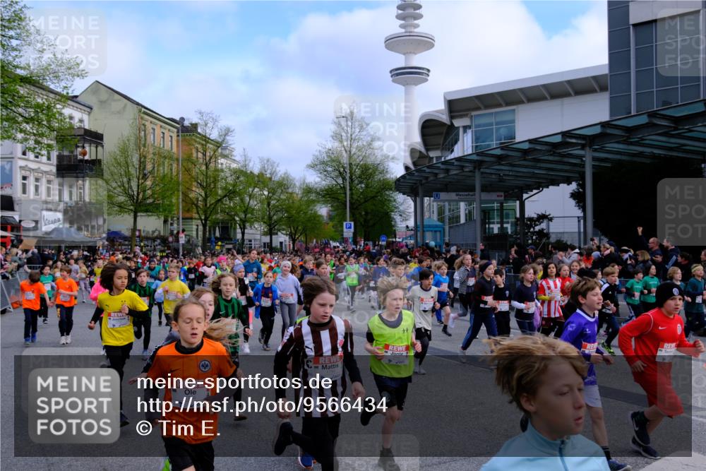 25.04.2026 - Das Zehntel Tim E. http://msf.ph/oto/9566434 25.04.2026 08:31:37 Ziel  meine-sportfotos.de