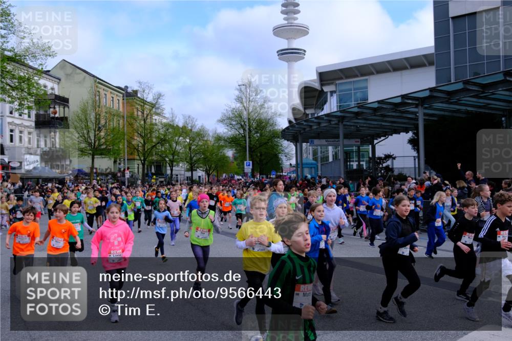 25.04.2026 - Das Zehntel Tim E. http://msf.ph/oto/9566443 25.04.2026 08:31:38 Ziel  meine-sportfotos.de
