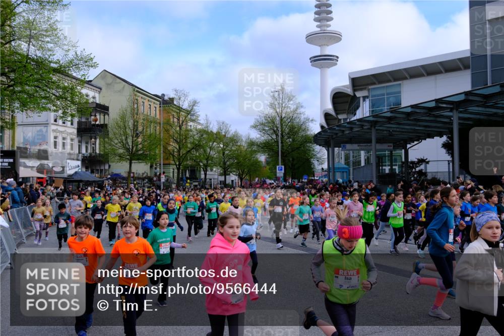 25.04.2026 - Das Zehntel Tim E. http://msf.ph/oto/9566444 25.04.2026 08:31:39 Ziel  meine-sportfotos.de