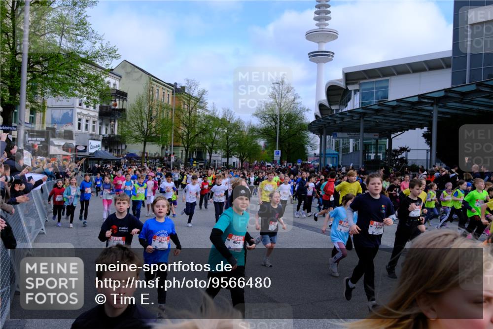 25.04.2026 - Das Zehntel Tim E. http://msf.ph/oto/9566480 25.04.2026 08:31:49 Ziel  meine-sportfotos.de