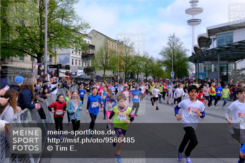 25.04.2026 - Das Zehntel Tim E. http://msf.ph/oto/9566485 25.04.2026 08:31:51 Ziel  meine-sportfotos.de