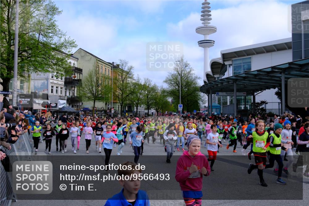 25.04.2026 - Das Zehntel Tim E. http://msf.ph/oto/9566493 25.04.2026 08:31:54 Ziel  meine-sportfotos.de