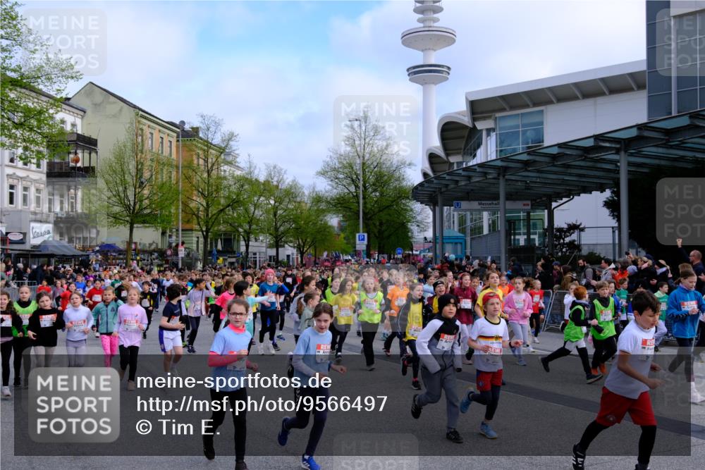 25.04.2026 - Das Zehntel Tim E. http://msf.ph/oto/9566497 25.04.2026 08:31:55 Ziel  meine-sportfotos.de