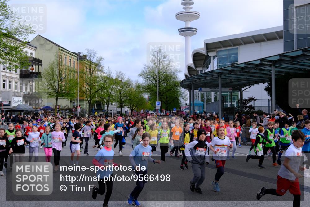 25.04.2026 - Das Zehntel Tim E. http://msf.ph/oto/9566498 25.04.2026 08:31:55 Ziel  meine-sportfotos.de