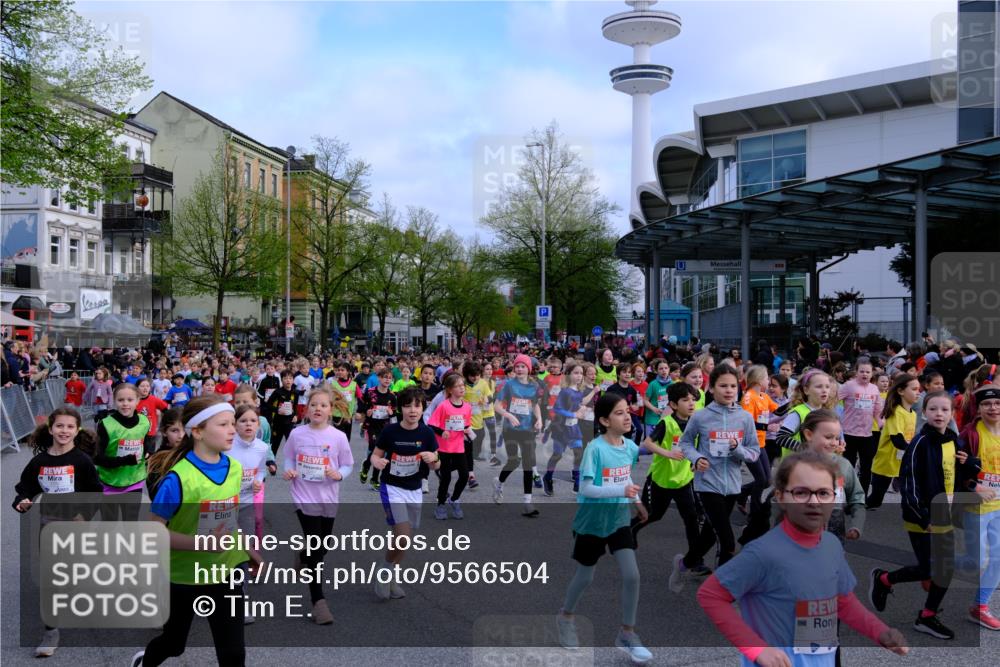 25.04.2026 - Das Zehntel Tim E. http://msf.ph/oto/9566504 25.04.2026 08:31:57 Ziel  meine-sportfotos.de