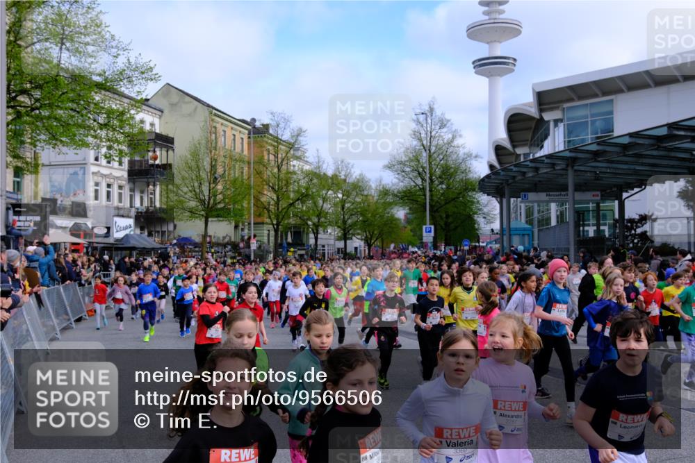 25.04.2026 - Das Zehntel Tim E. http://msf.ph/oto/9566506 25.04.2026 08:31:58 Ziel  meine-sportfotos.de