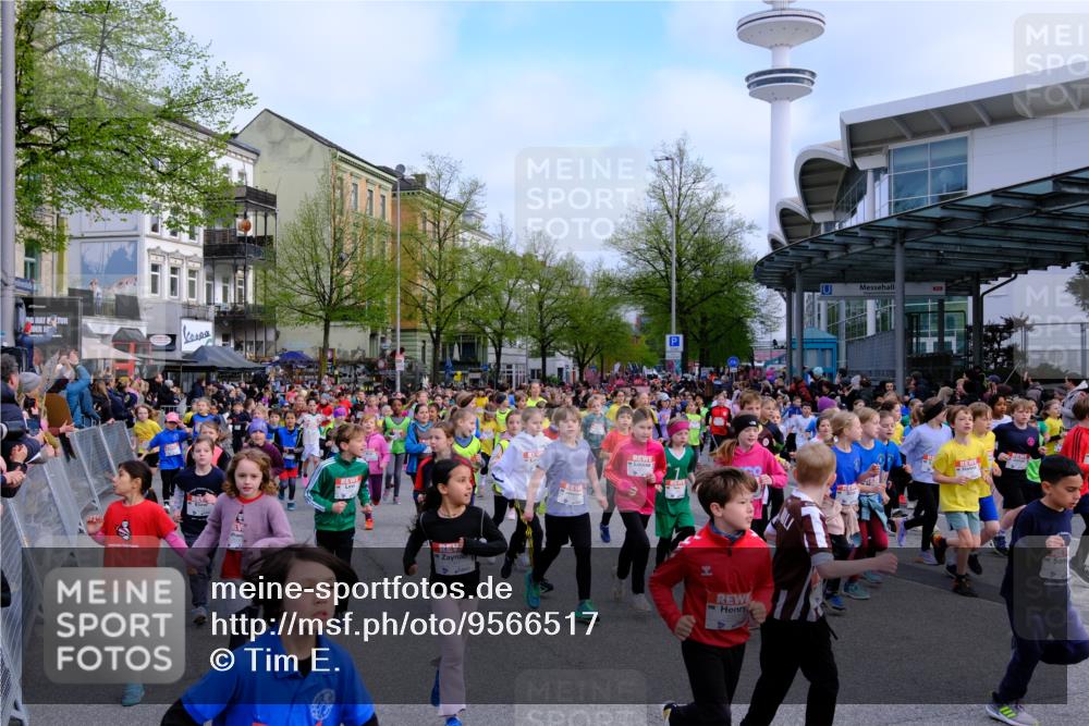 25.04.2026 - Das Zehntel Tim E. http://msf.ph/oto/9566517 25.04.2026 08:32:03 Ziel  meine-sportfotos.de