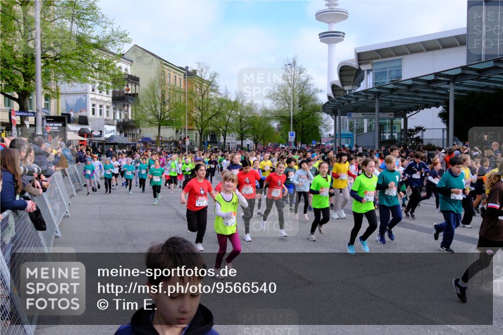 25.04.2026 - Das Zehntel Tim E. http://msf.ph/oto/9566540 25.04.2026 08:32:11 Ziel  meine-sportfotos.de