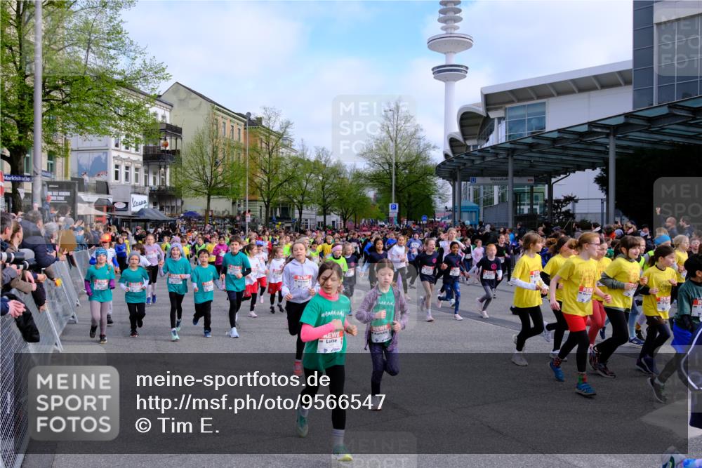25.04.2026 - Das Zehntel Tim E. http://msf.ph/oto/9566547 25.04.2026 08:32:14 Ziel  meine-sportfotos.de