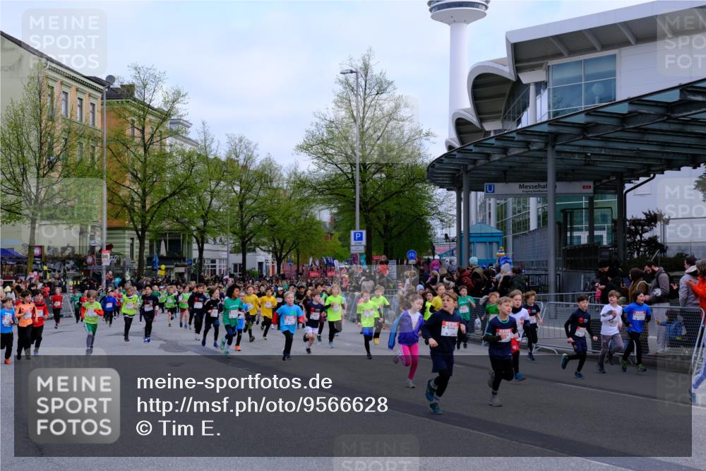 25.04.2026 - Das Zehntel Tim E. http://msf.ph/oto/9566628 25.04.2026 08:32:56 Ziel  meine-sportfotos.de
