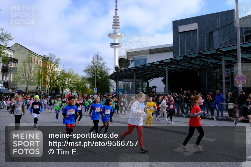 25.04.2026 - Das Zehntel Tim E. http://msf.ph/oto/9566757 25.04.2026 08:33:55 Ziel  meine-sportfotos.de