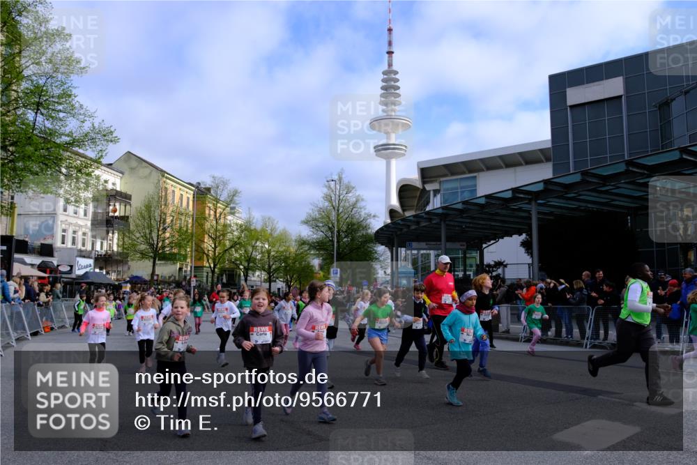 25.04.2026 - Das Zehntel Tim E. http://msf.ph/oto/9566771 25.04.2026 08:33:59 Ziel  meine-sportfotos.de