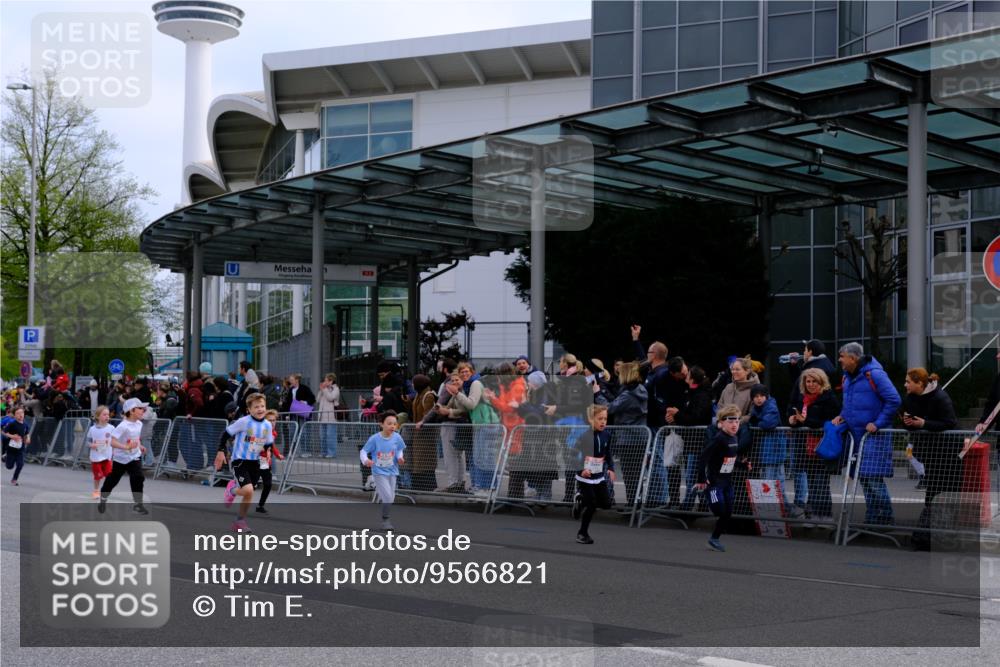 25.04.2026 - Das Zehntel Tim E. http://msf.ph/oto/9566821 25.04.2026 08:34:43 Ziel  meine-sportfotos.de