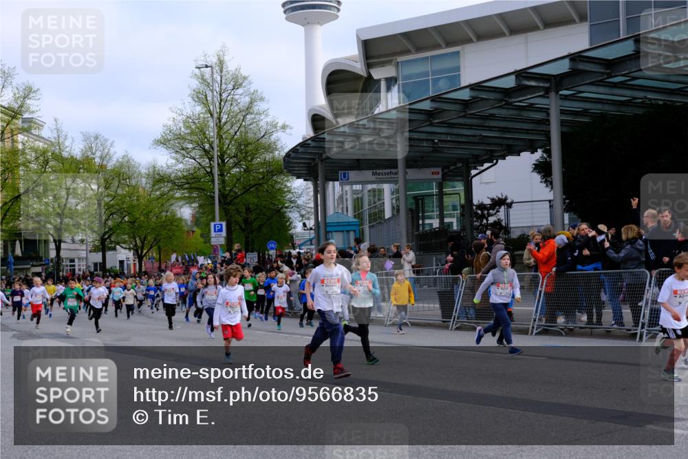 25.04.2026 - Das Zehntel Tim E. http://msf.ph/oto/9566835 25.04.2026 08:34:47 Ziel  meine-sportfotos.de