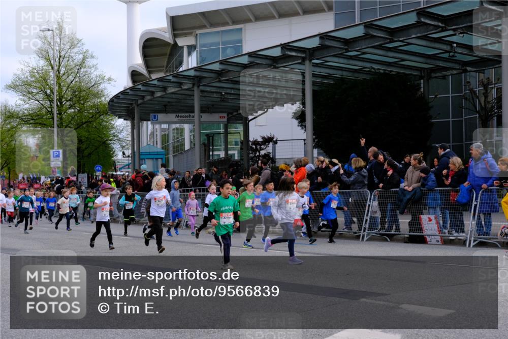 25.04.2026 - Das Zehntel Tim E. http://msf.ph/oto/9566839 25.04.2026 08:34:50 Ziel  meine-sportfotos.de