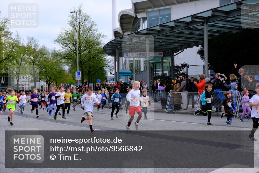 25.04.2026 - Das Zehntel Tim E. http://msf.ph/oto/9566842 25.04.2026 08:34:53 Ziel  meine-sportfotos.de