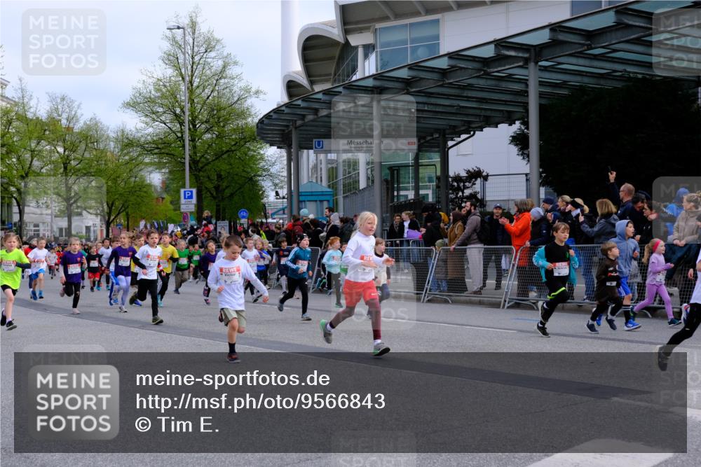 25.04.2026 - Das Zehntel Tim E. http://msf.ph/oto/9566843 25.04.2026 08:34:53 Ziel  meine-sportfotos.de