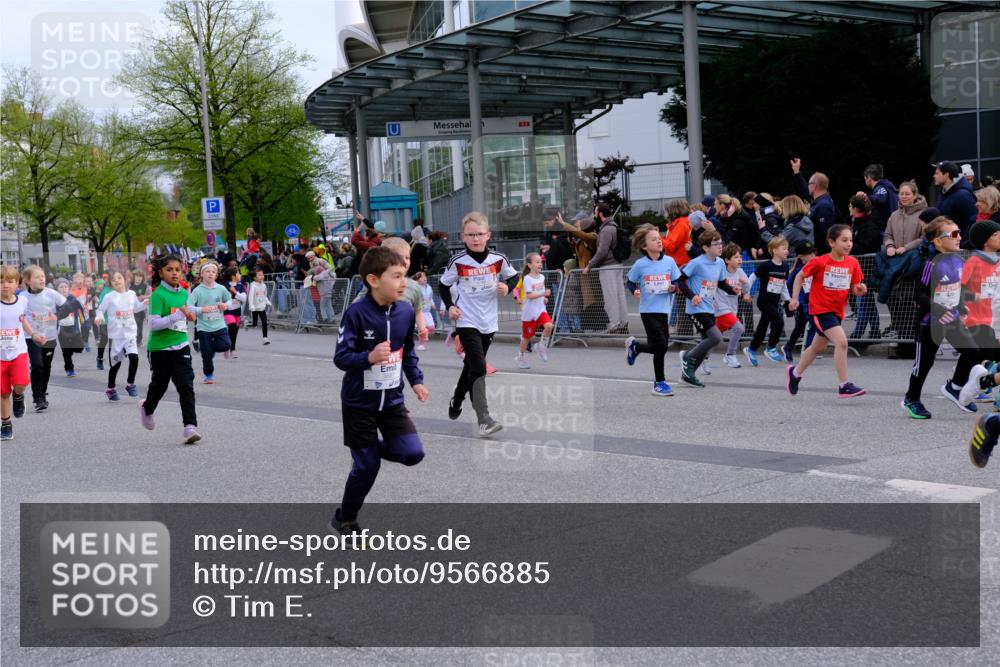 25.04.2026 - Das Zehntel Tim E. http://msf.ph/oto/9566885 25.04.2026 08:35:04 Ziel  meine-sportfotos.de