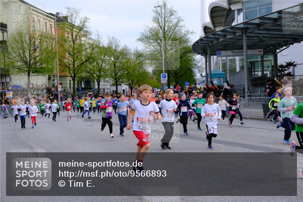 25.04.2026 - Das Zehntel Tim E. http://msf.ph/oto/9566893 25.04.2026 08:35:06 Ziel  meine-sportfotos.de