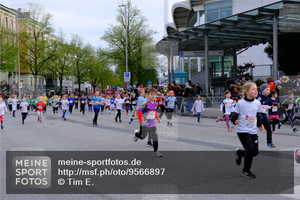 25.04.2026 - Das Zehntel Tim E. http://msf.ph/oto/9566897 25.04.2026 08:35:07 Ziel  meine-sportfotos.de