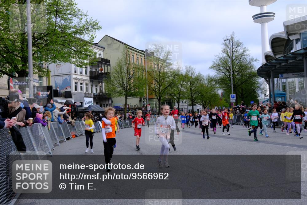 25.04.2026 - Das Zehntel Tim E. http://msf.ph/oto/9566962 25.04.2026 08:35:33 Ziel  meine-sportfotos.de
