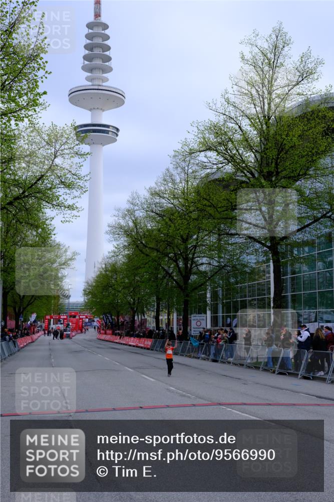 25.04.2026 - Das Zehntel Tim E. http://msf.ph/oto/9566990 25.04.2026 08:42:51 Ziel  meine-sportfotos.de