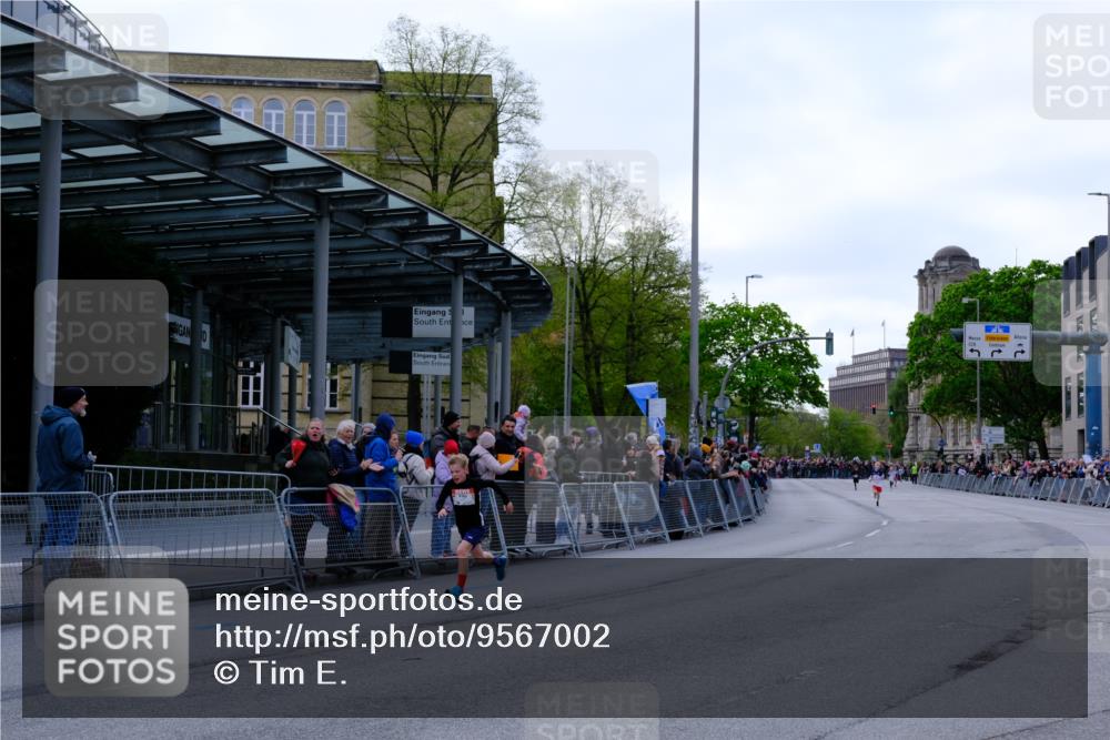25.04.2026 - Das Zehntel Tim E. http://msf.ph/oto/9567002 25.04.2026 08:45:51 Ziel 4067 meine-sportfotos.de