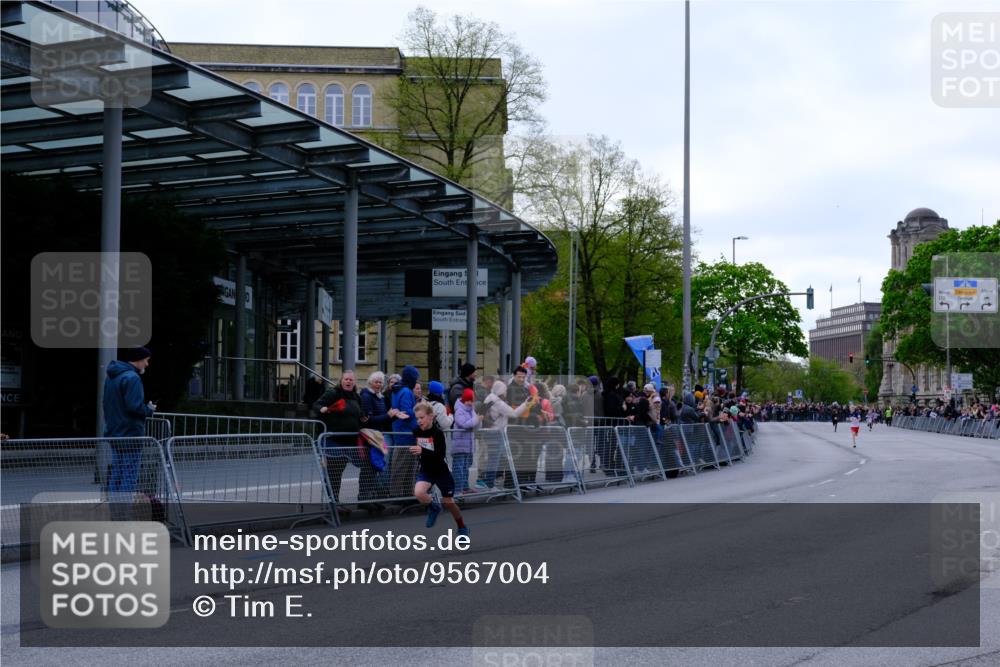 25.04.2026 - Das Zehntel Tim E. http://msf.ph/oto/9567004 25.04.2026 08:45:52 Ziel 4067 meine-sportfotos.de