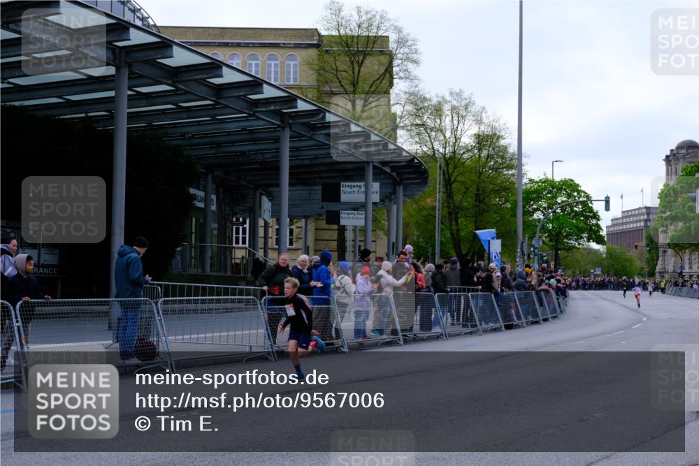 25.04.2026 - Das Zehntel Tim E. http://msf.ph/oto/9567006 25.04.2026 08:45:52 Ziel 4067 meine-sportfotos.de