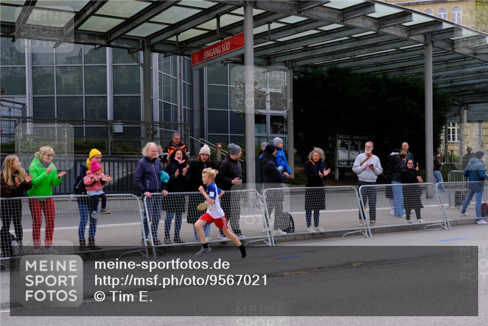 25.04.2026 - Das Zehntel Tim E. http://msf.ph/oto/9567021 25.04.2026 08:46:03 Ziel 4017 meine-sportfotos.de