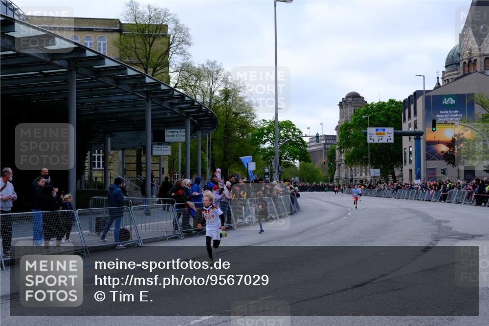 25.04.2026 - Das Zehntel Tim E. http://msf.ph/oto/9567029 25.04.2026 08:46:07 Ziel 2328, 3081, 4017 meine-sportfotos.de