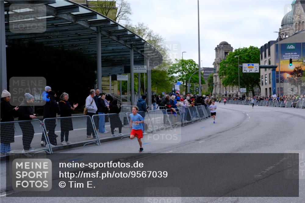 25.04.2026 - Das Zehntel Tim E. http://msf.ph/oto/9567039 25.04.2026 08:46:14 Ziel 1221, 2328, 3081, 3582 meine-sportfotos.de