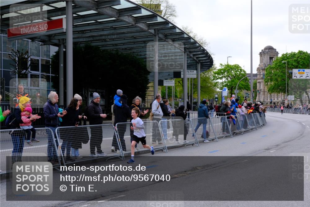 25.04.2026 - Das Zehntel Tim E. http://msf.ph/oto/9567040 25.04.2026 08:46:18 Ziel 1221, 3081, 3582 meine-sportfotos.de