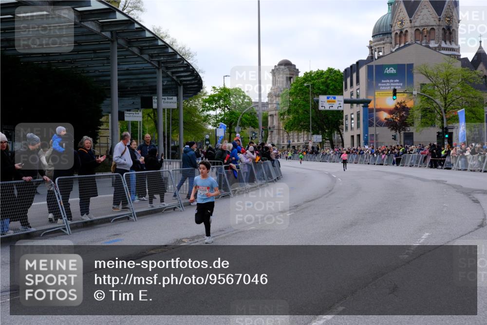 25.04.2026 - Das Zehntel Tim E. http://msf.ph/oto/9567046 25.04.2026 08:46:25 Ziel 2043, 3582 meine-sportfotos.de