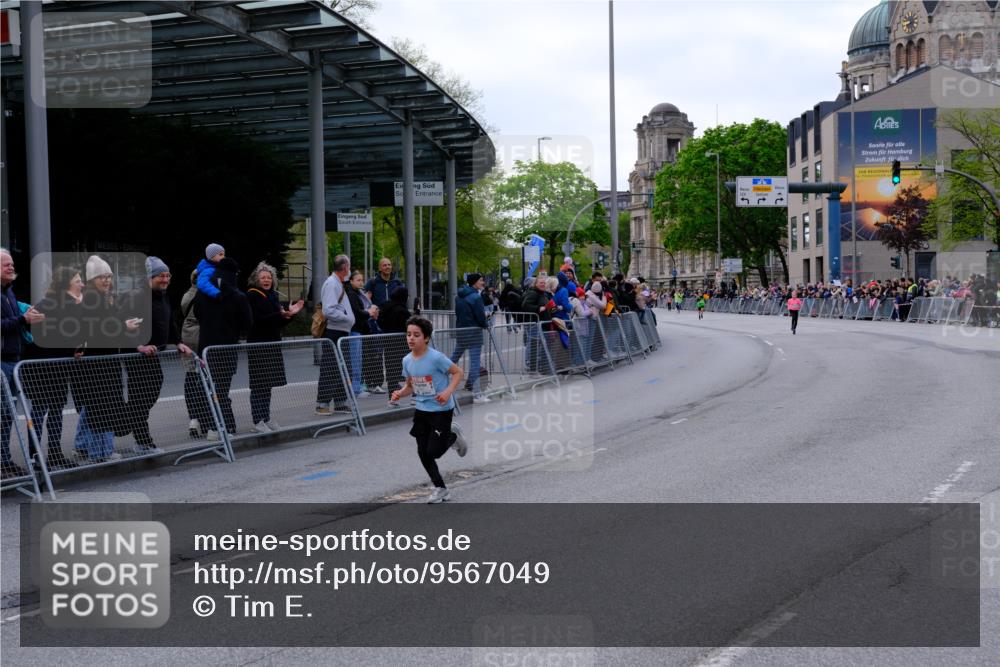 25.04.2026 - Das Zehntel Tim E. http://msf.ph/oto/9567049 25.04.2026 08:46:25 Ziel 2043, 3582 meine-sportfotos.de