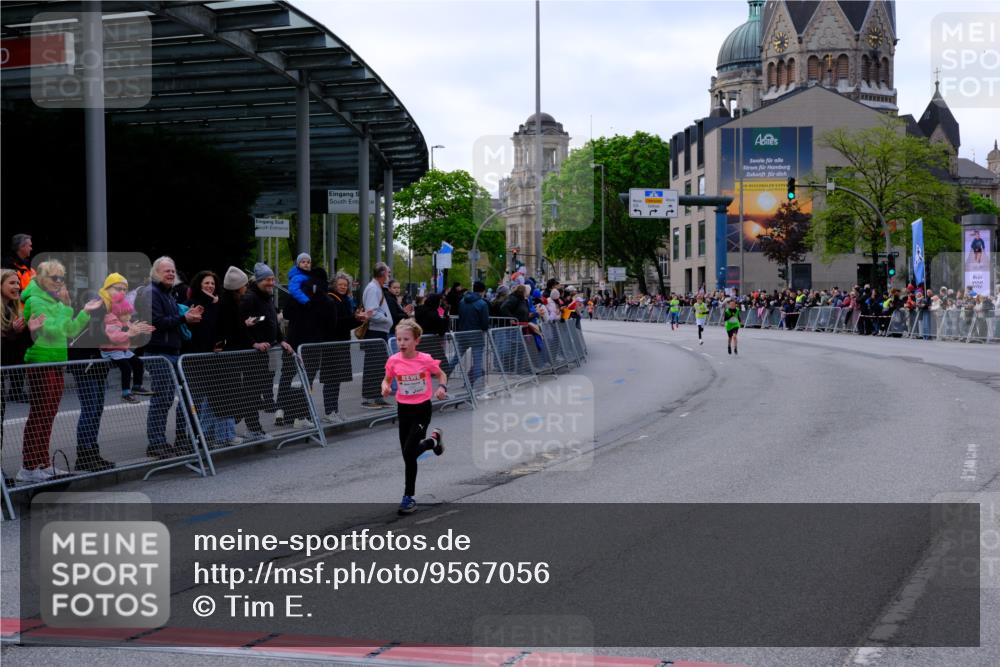 25.04.2026 - Das Zehntel Tim E. http://msf.ph/oto/9567056 25.04.2026 08:46:34 Ziel 3997 meine-sportfotos.de