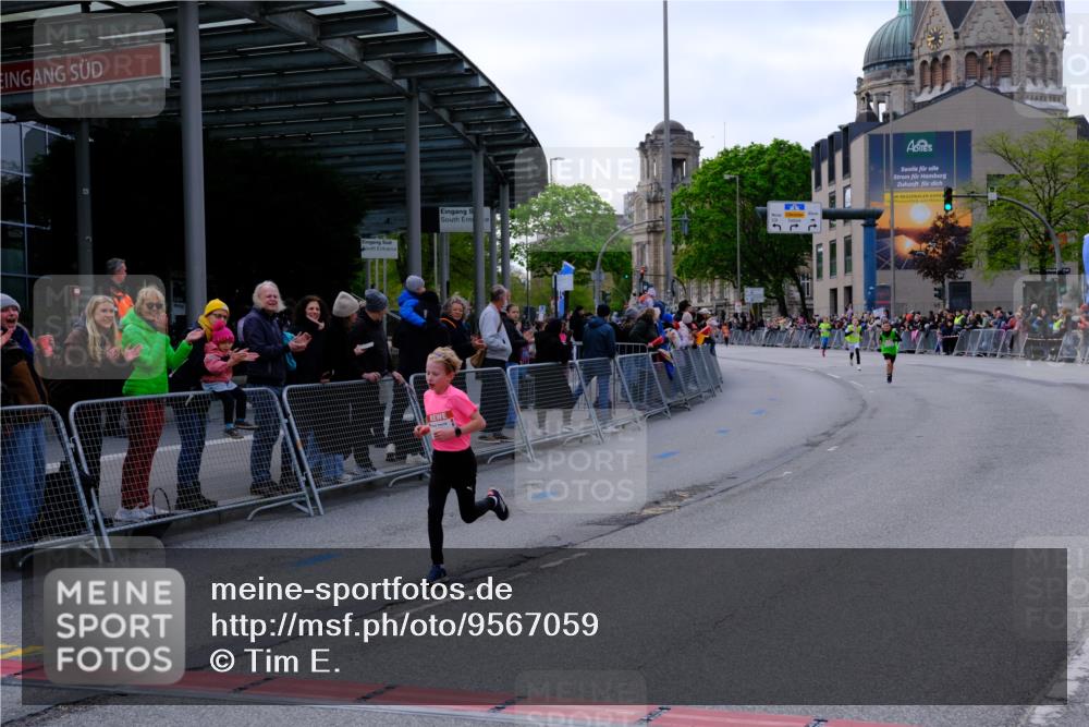 25.04.2026 - Das Zehntel Tim E. http://msf.ph/oto/9567059 25.04.2026 08:46:34 Ziel 3997 meine-sportfotos.de